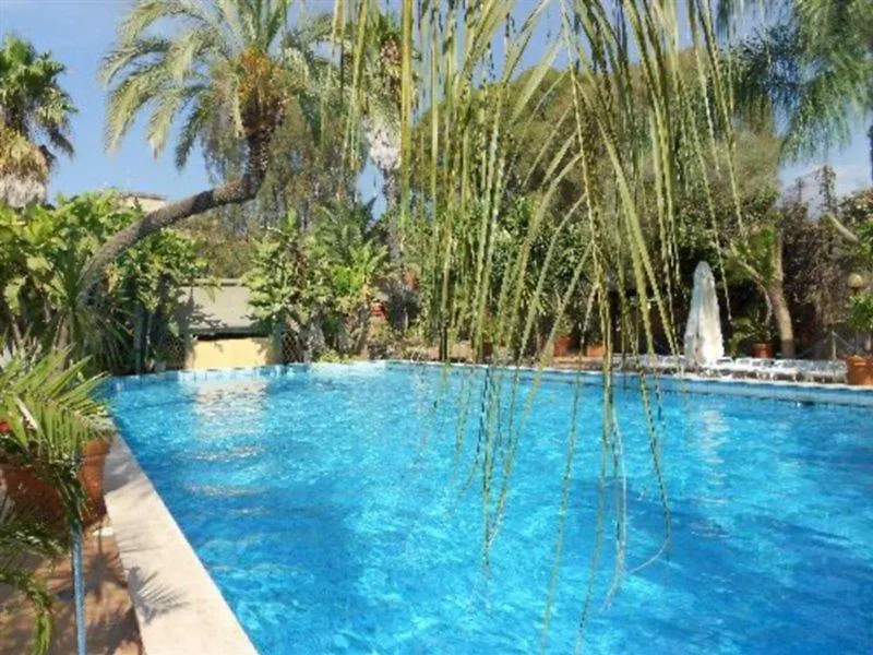 Pensión Garden Hotel San Giovanni La Punta