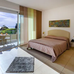 Zeus Residencia Hotel
